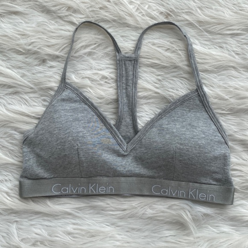 Calvin‎ Klein | V-neck Racerback Bralette - Picture 2 of 11